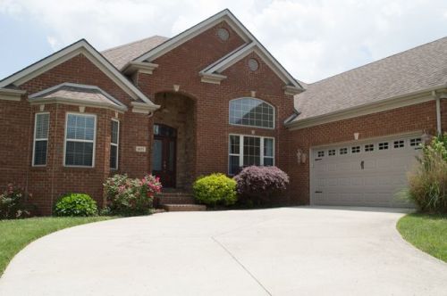 605 Four Winds Dr, Richmond, KY 40475-1475
