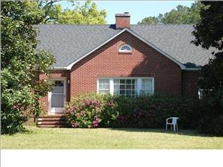 1533 1st Bend Rd, Harleyville, SC 29448-3308