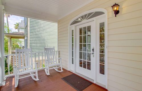 71 Grand Pavilion Dr, Isle Of Palms, SC 29451-2882