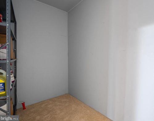 1708 Rockledge Ter, Woodbridge VA  22192-2508 exterior