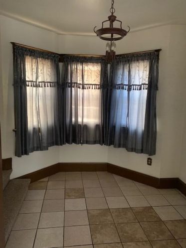 6632 20th Ave, Kenosha, WI 53143-1210