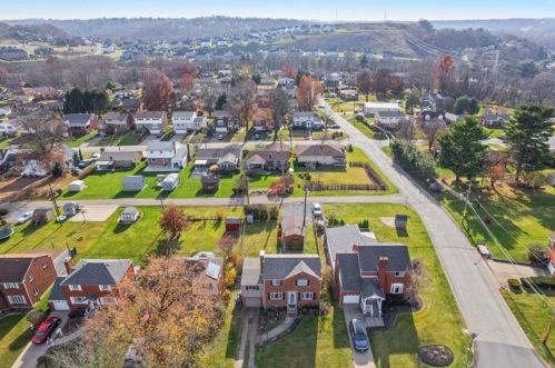 344 Spg Vly Rd, Pittsburgh PA 15243-1418 exterior