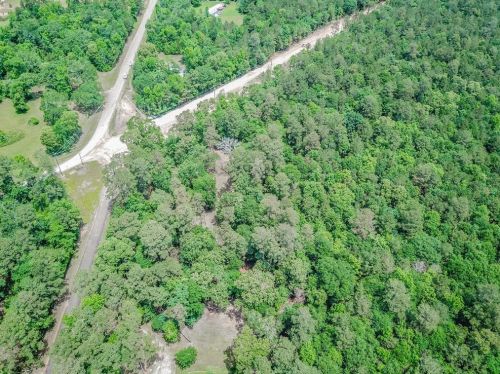 14709 Old Smith Rd, Conroe TX 77384-3225 exterior