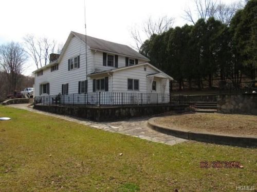 219 Angola Rd, Cornwall, NY 12518-1106