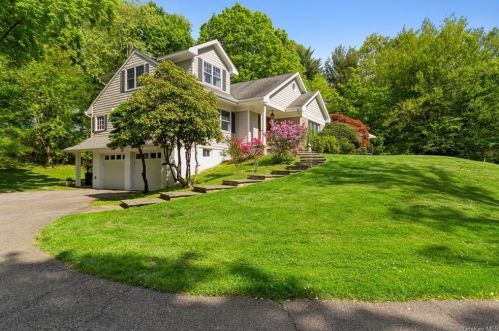 29 North Way, Chappaqua, NY 10514-2212