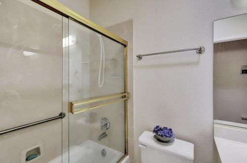 236 Scotia Pne Cir, Grass Valley CA 95945-5420 exterior