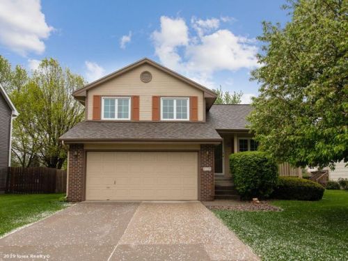 709 11th St, Ivy, IA 50009-2094