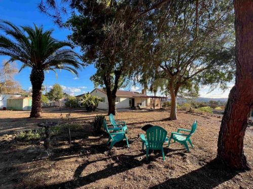 1476 Vicksburg Dr, El Cajon CA  92021-3522 exterior