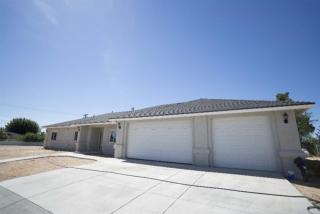 16079 Molino Dr, Victorville CA  92395-4624 exterior
