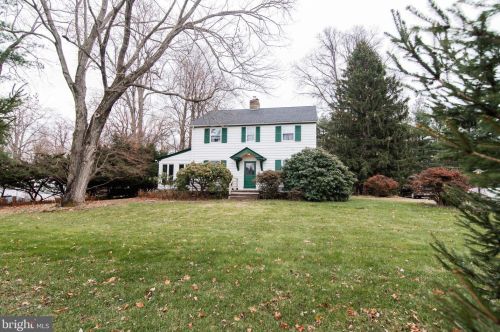 115 Stoneyford Rd, Southampton, PA 18966-2502