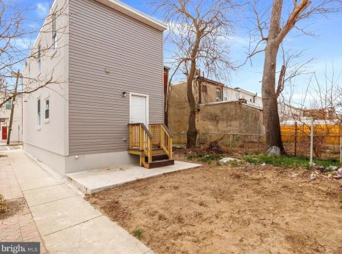 655 Line St, Camden NJ  08103-1452 exterior