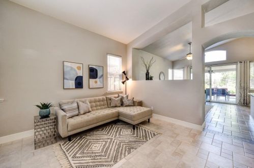 392 Illsley Way, Folsom CA  95630-8427 exterior