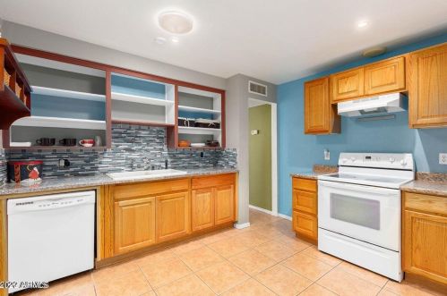11432 111th Dr, Youngtown, AZ 85363-1538