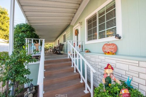 21314 Willow Weed Way, Santa Clarita, CA 91351-2330