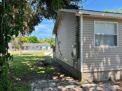 2405 44th St, Fort Pierce FL  34946-1532 exterior