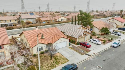 12719 Gifford Way, Victorville CA  92392-7430 exterior