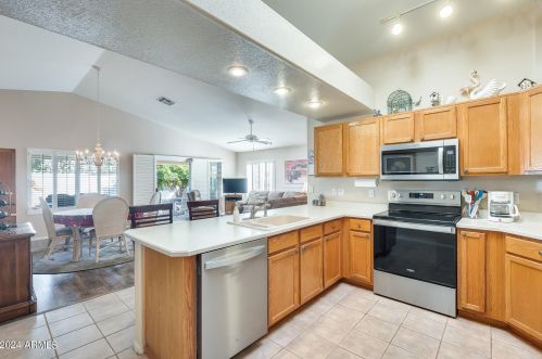 14532 Zuni Trl, Sun City, AZ 85374-3506