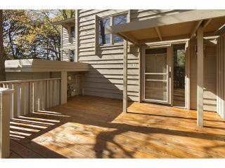 10384 Rich Rd, Minneapolis, MN 55437-2505