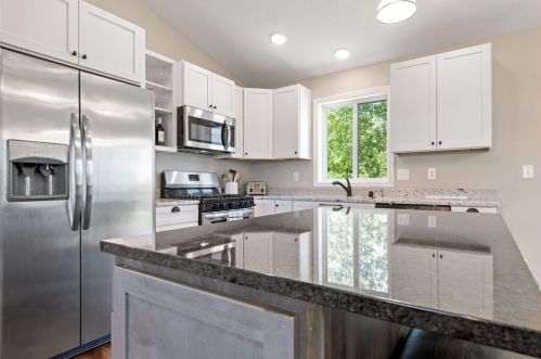 311 Lachermeier Ln, Waverly MN  55390-4515 exterior
