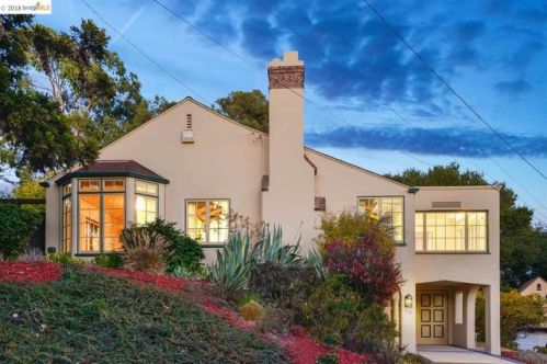 20 Hillwood Pl, Oakland, CA 94610-1810