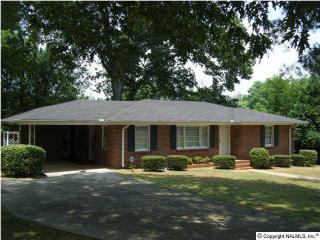 1824 Magnolia St, Decatur AL  35601-5228 exterior