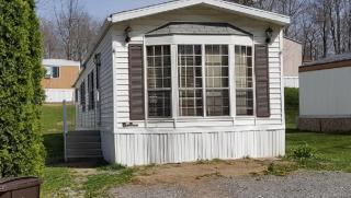 606 Primrose Ln, Slippery Rock PA  16057-5256 exterior