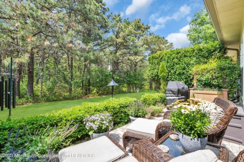 92 Riva Blvd, Bricktown NJ 08723-7983 exterior