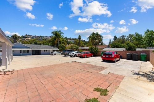 4532 Circulo Way, Orange CA  92869-4120 exterior