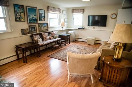 308 Gladstone Ave, Atlantic City NJ  08402-1634 exterior