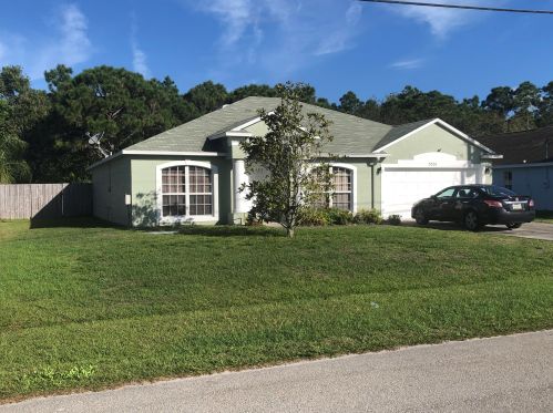 5531 Whitecap Rd, Fort Pierce, FL 34986-3617