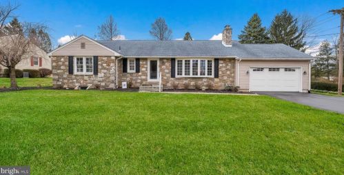 402 Cowpath Rd, Lansdale PA  19446-1516 exterior