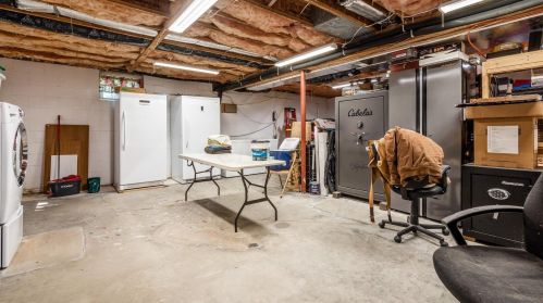 2306 Wesley Chapel Rd, Zanesville OH  43701-9334 exterior