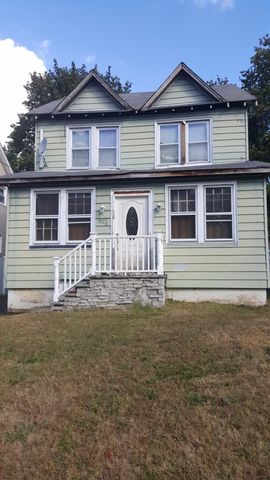 348 New Milford Ave, Dumont, NJ 07628-2147