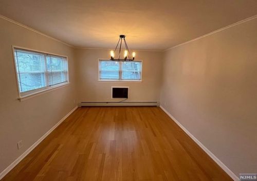 55 Fulton Ave, Fairview NJ  07022-2104 exterior