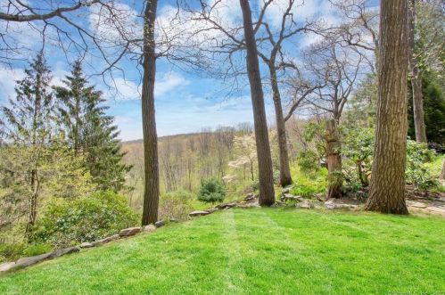 58 Notch Rd, Manchester CT  06043-7421 exterior