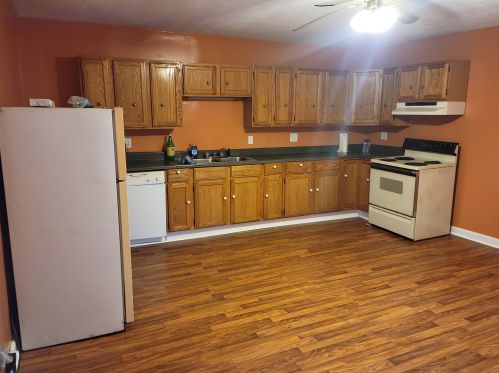 357 Oak St, Zanesville OH  43701-4232 exterior