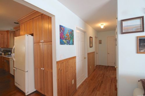 66 Shore Rd, Mount Sinai NY  11766-1420 exterior