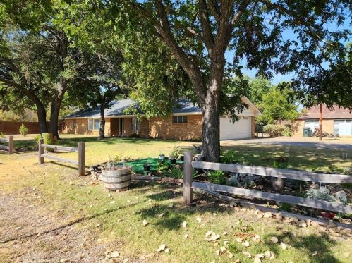 502 Pine St, Georgetown TX  78626-5120 exterior
