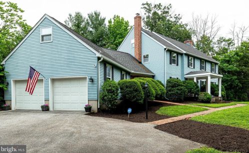 17890 Dry Mill Rd, Leesburg, VA 20175-7013