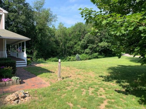 92 Coldspring Xing, South Glastonbury, CT 06073-2800