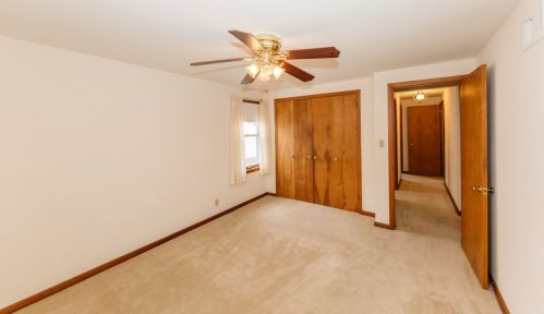 2551 95, Milwaukee WI 53227-2339 exterior