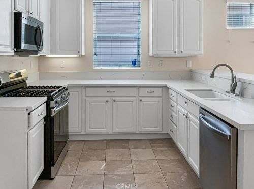 1750 Forest Oaks Dr, Beaumont CA  92223-8563 exterior