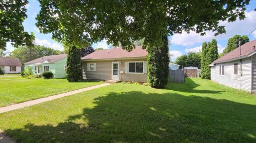 806 Cleveland St, Beloit, WI 53511-4903