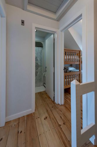 23 Flying Cloud Cir, Mashpee MA 02649-4708 exterior