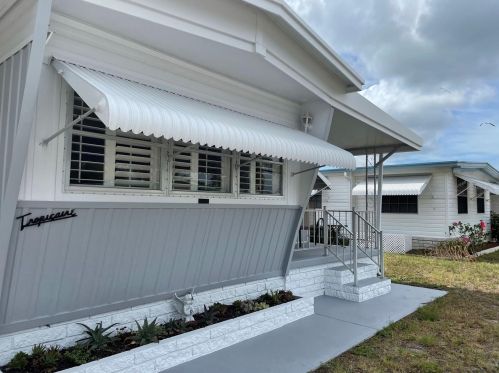 2350 Lemur Dr, Tarpon Springs, FL 34690-4032