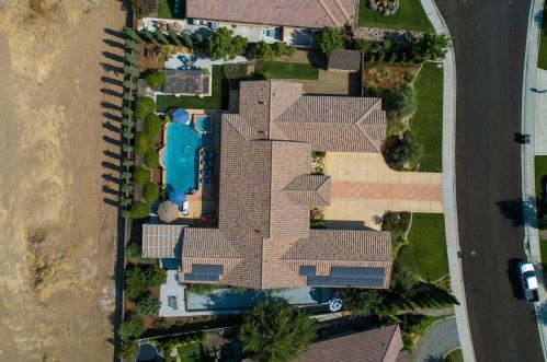 10709 Goldsborough Cir, Valley Home CA  95361-7648 exterior