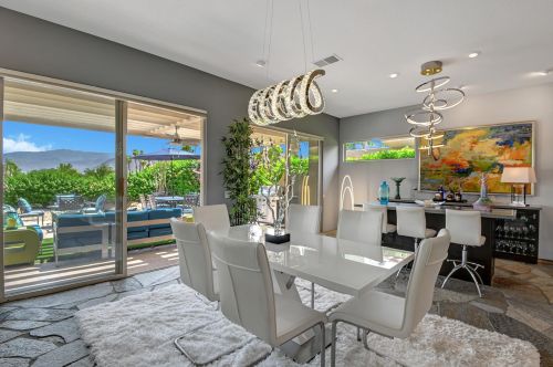 88 Kavenish Dr, Rancho Mirage CA  92270-3247 exterior