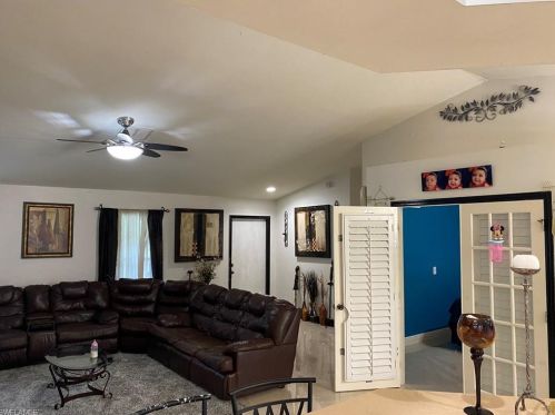 3316 44th St, Lehigh Acres, FL 33976-4656
