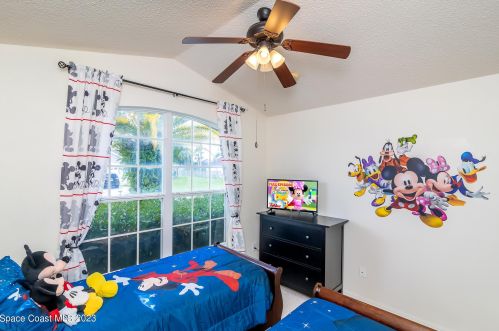 2631 Autumn Creek Cir, Kissimmee FL  34747-2236 exterior