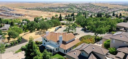 1535 Barcelona Dr, Folsom CA  95762-7212 exterior